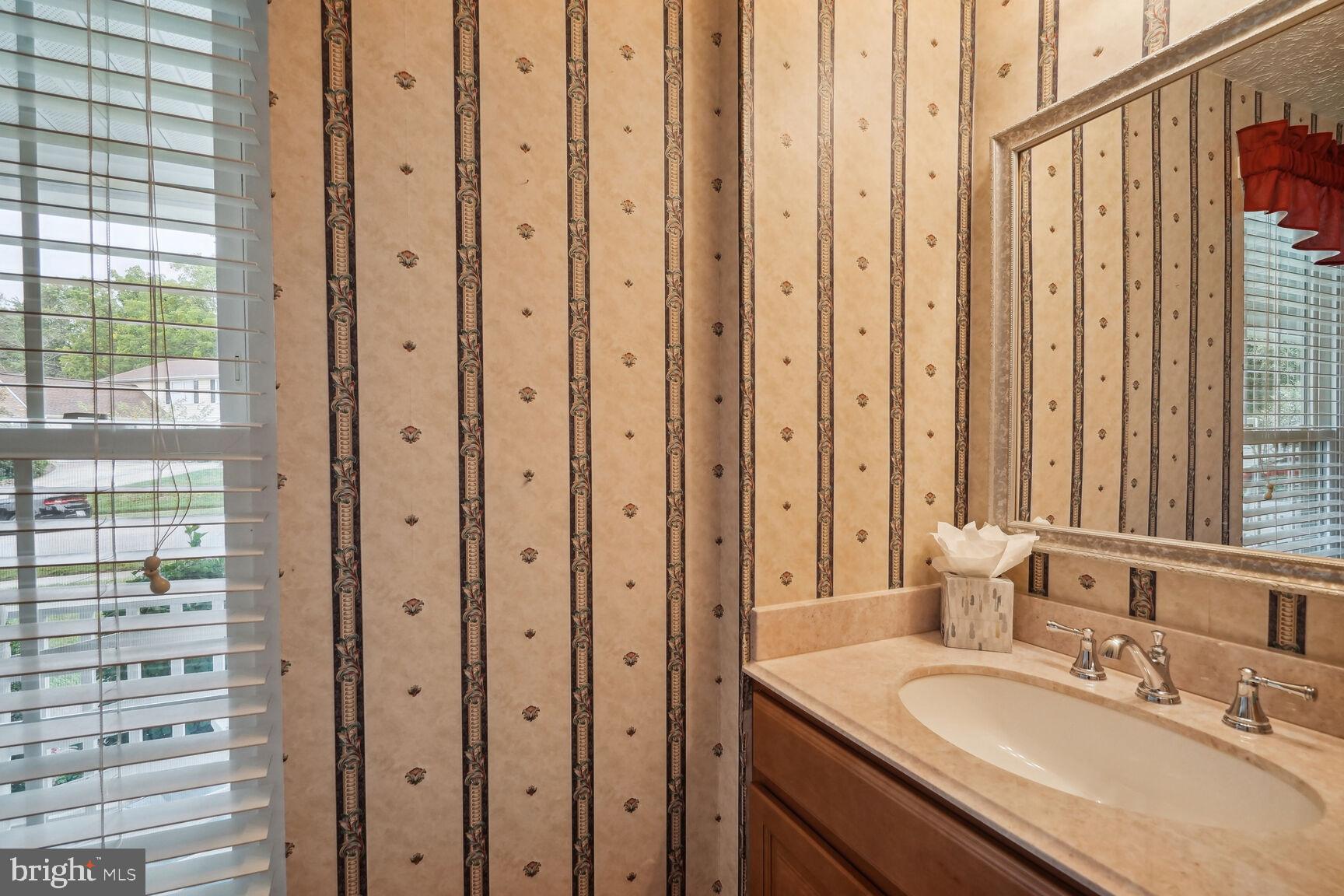 6311 Falling Brook Drive Burke, VA 22015 - Photo 14 of 39