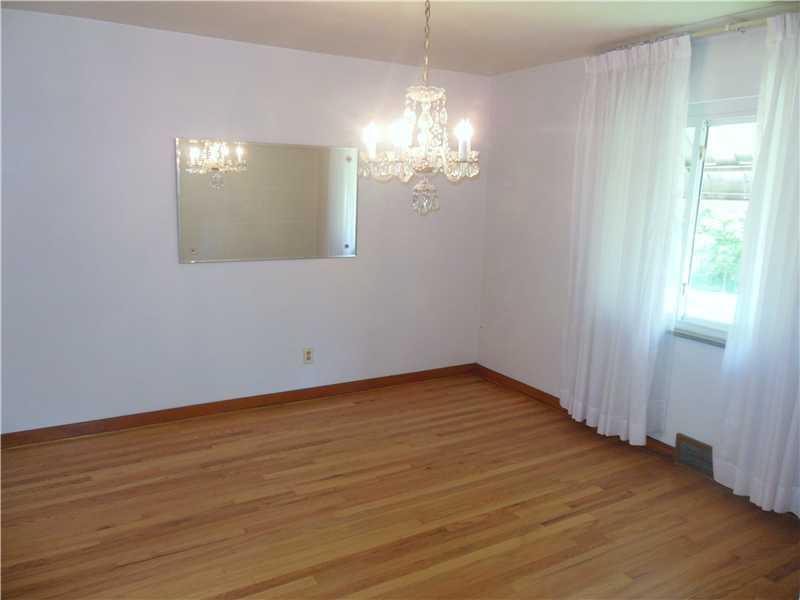 4205 Millington Road Greenfield, PA 15217 - Photo 8 of 20 Dining Room.
