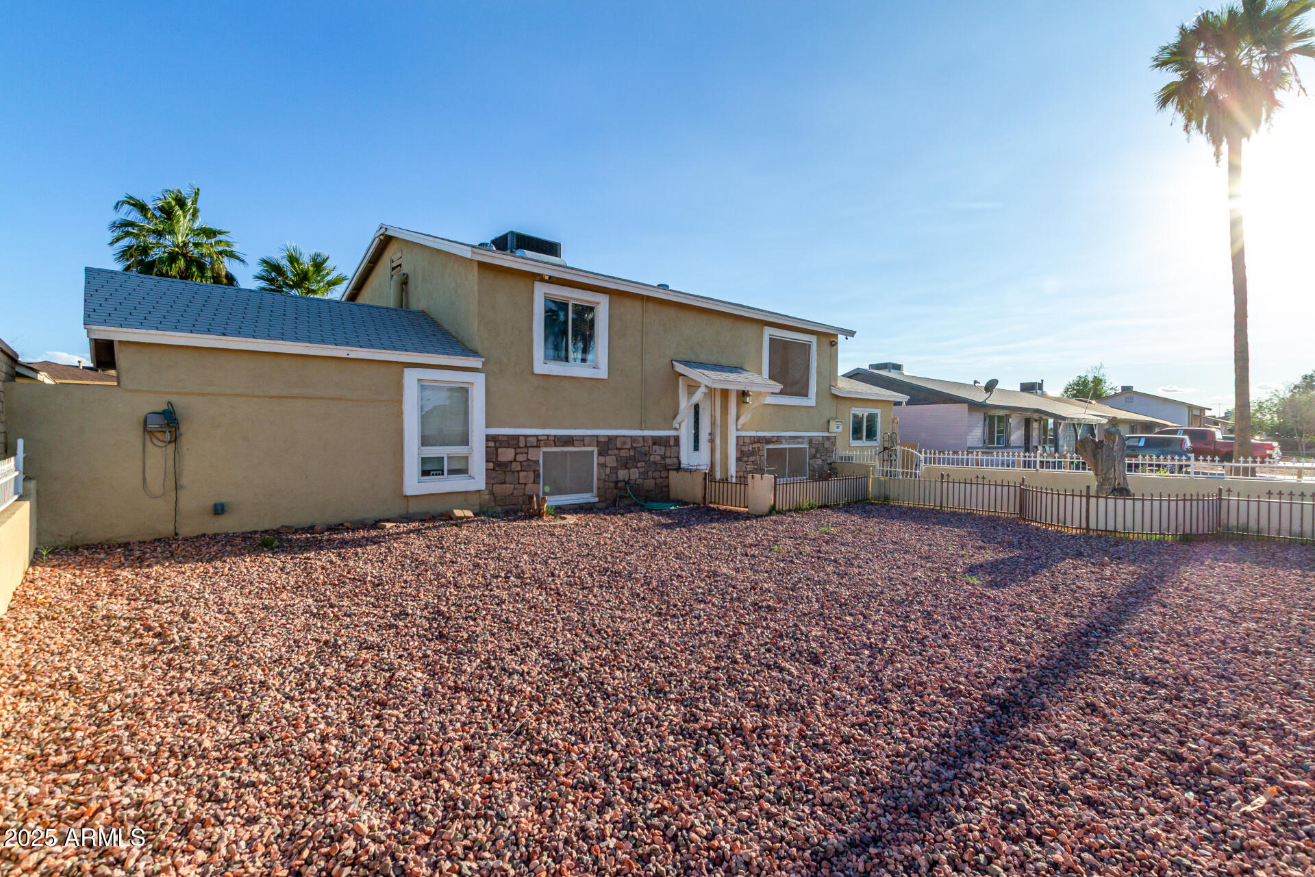 7607 West Osborn Road Phoenix, AZ 85033 - Photo 4 of 40 05 - Osborn