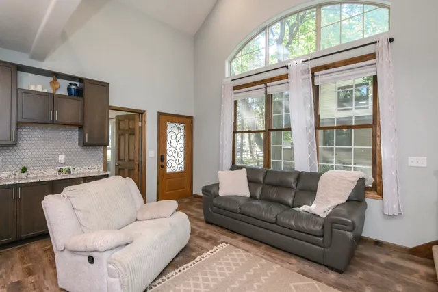 $359,900 | 631 Bakertown Drive, Sullivan, WI 53178