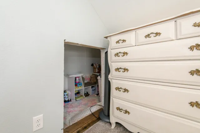 $359,900 | 631 Bakertown Drive, Sullivan, WI 53178