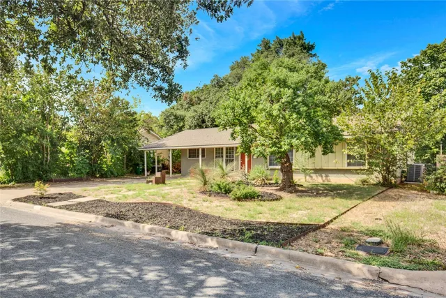 $2,500 | 1616 Ashberry Drive, Austin, TX 78723