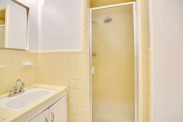 $2,500 | 1616 Ashberry Drive, Austin, TX 78723