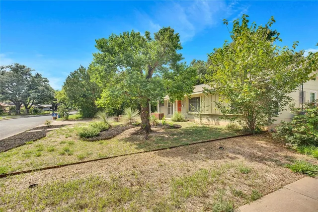 $2,500 | 1616 Ashberry Drive, Austin, TX 78723