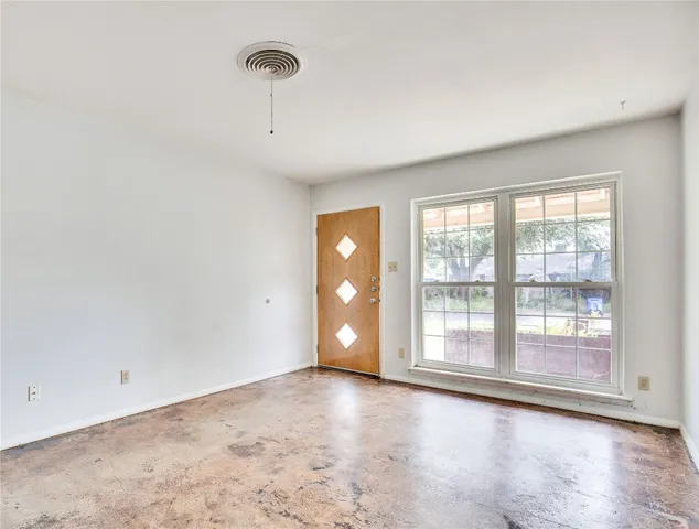 $2,500 | 1616 Ashberry Drive, Austin, TX 78723