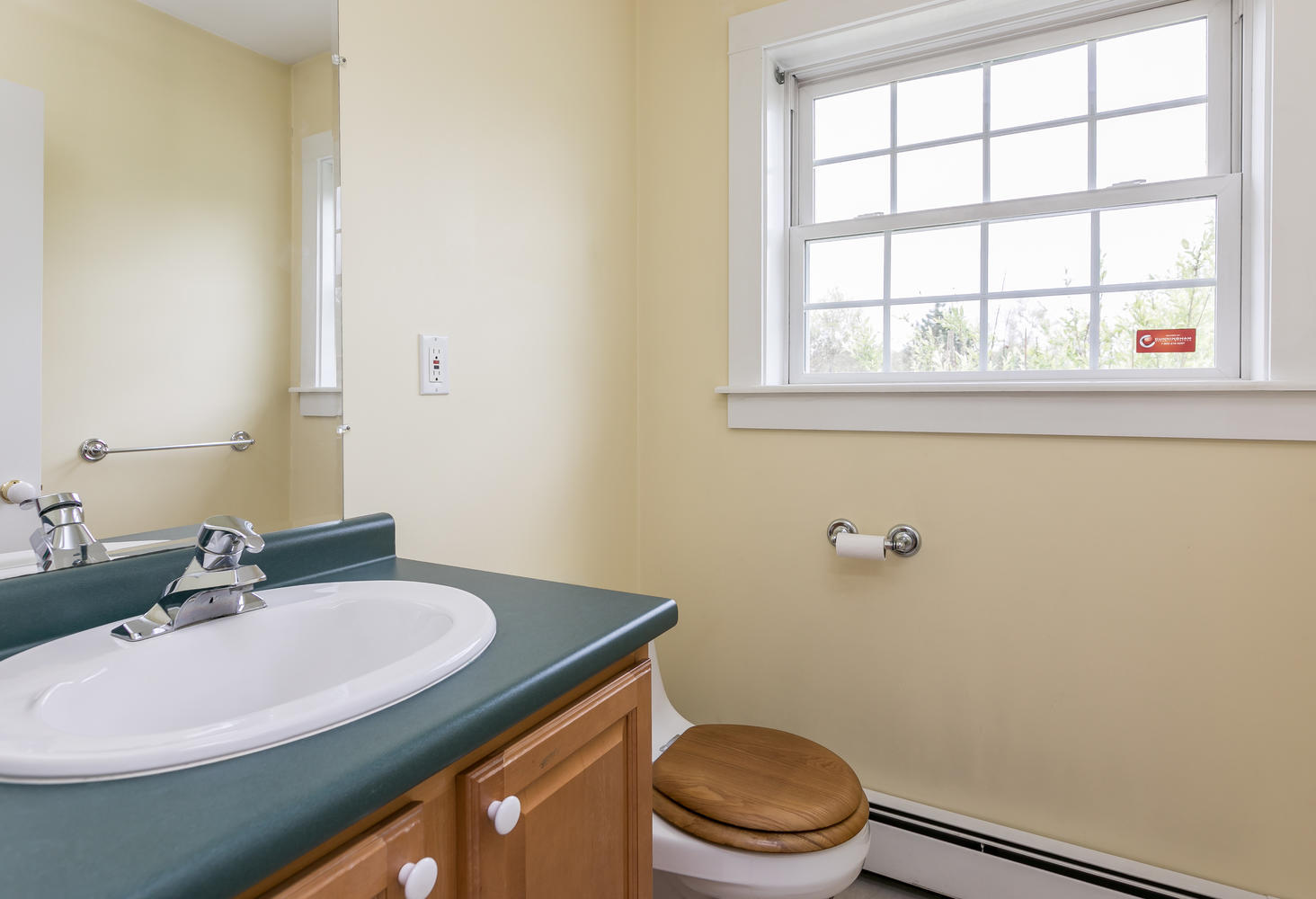 20 Leighton Road Falmouth, ME 04105 - Photo 17 of 34 20 Leighton Rd Falmouth ME-large-023-6-F