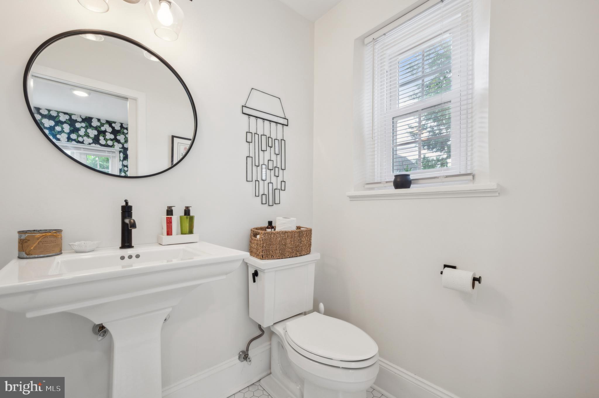 504 Gainsboro Road Drexel Hill, PA 19026 - Photo 16 of 24