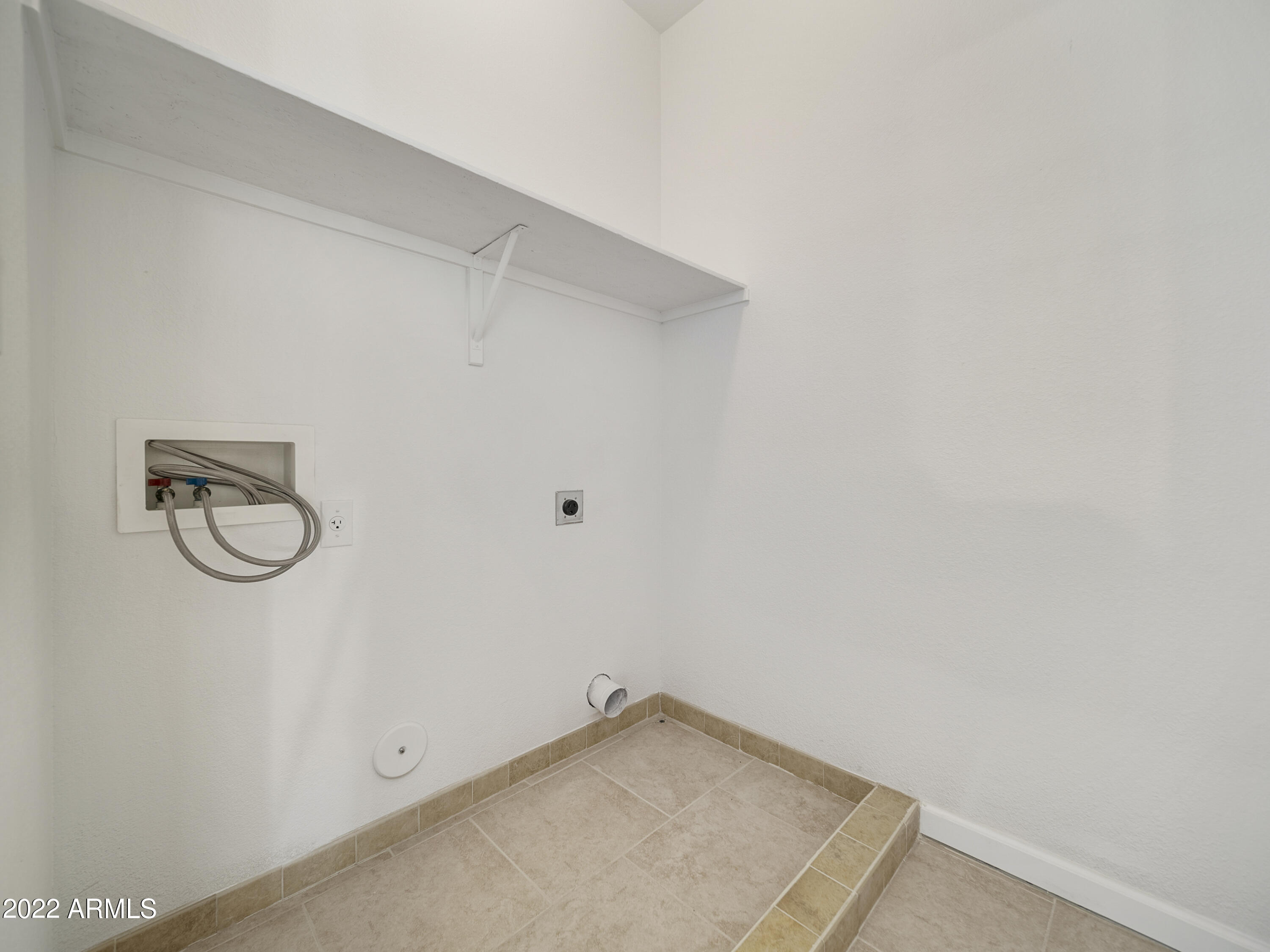 322 North 103rd Place Apache Junction, AZ 85120 - Photo 27 of 33 Laundry