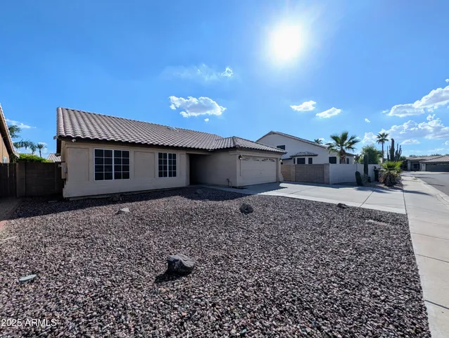 $2,398 | 8639 West Fullam Street, Peoria, AZ 85382