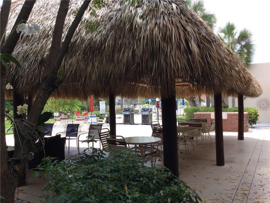 777 South Federal Highway, Unit 511RP Pompano Beach, FL 33062 - Photo 28 of 37 a view of outdoor space with a patio
