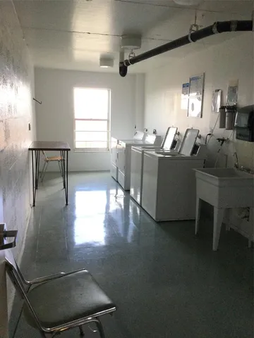 $2,000 | 777 South Federal Highway, Unit 511RP, Pompano Beach, FL 33062