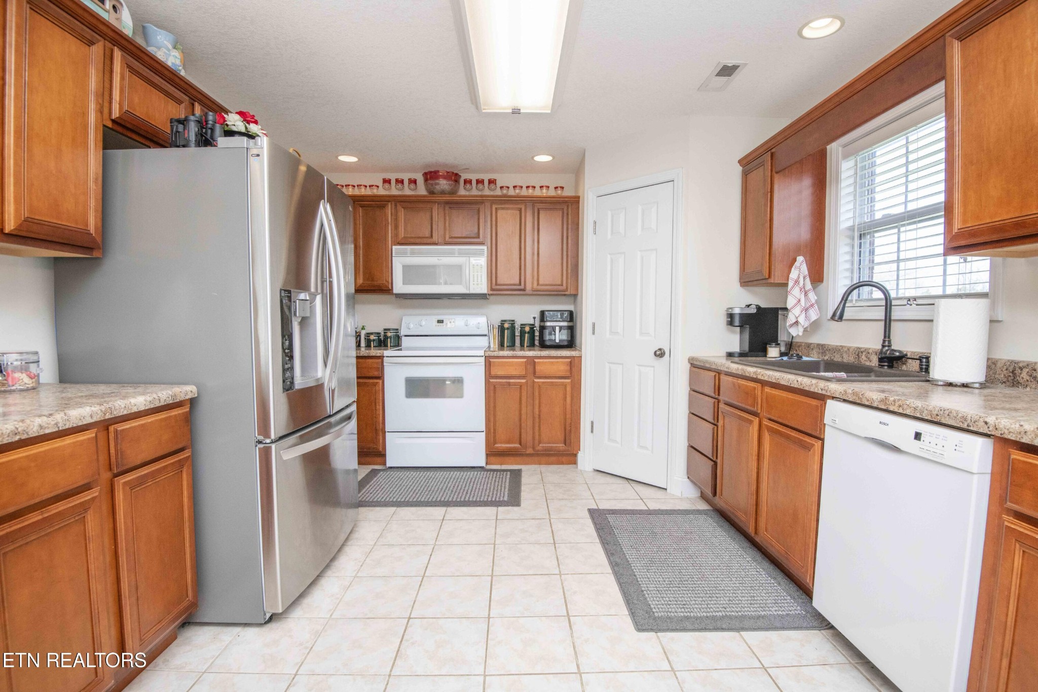9656 Captain Smith Lane Corryton, TN 37721 - Photo 20 of 52