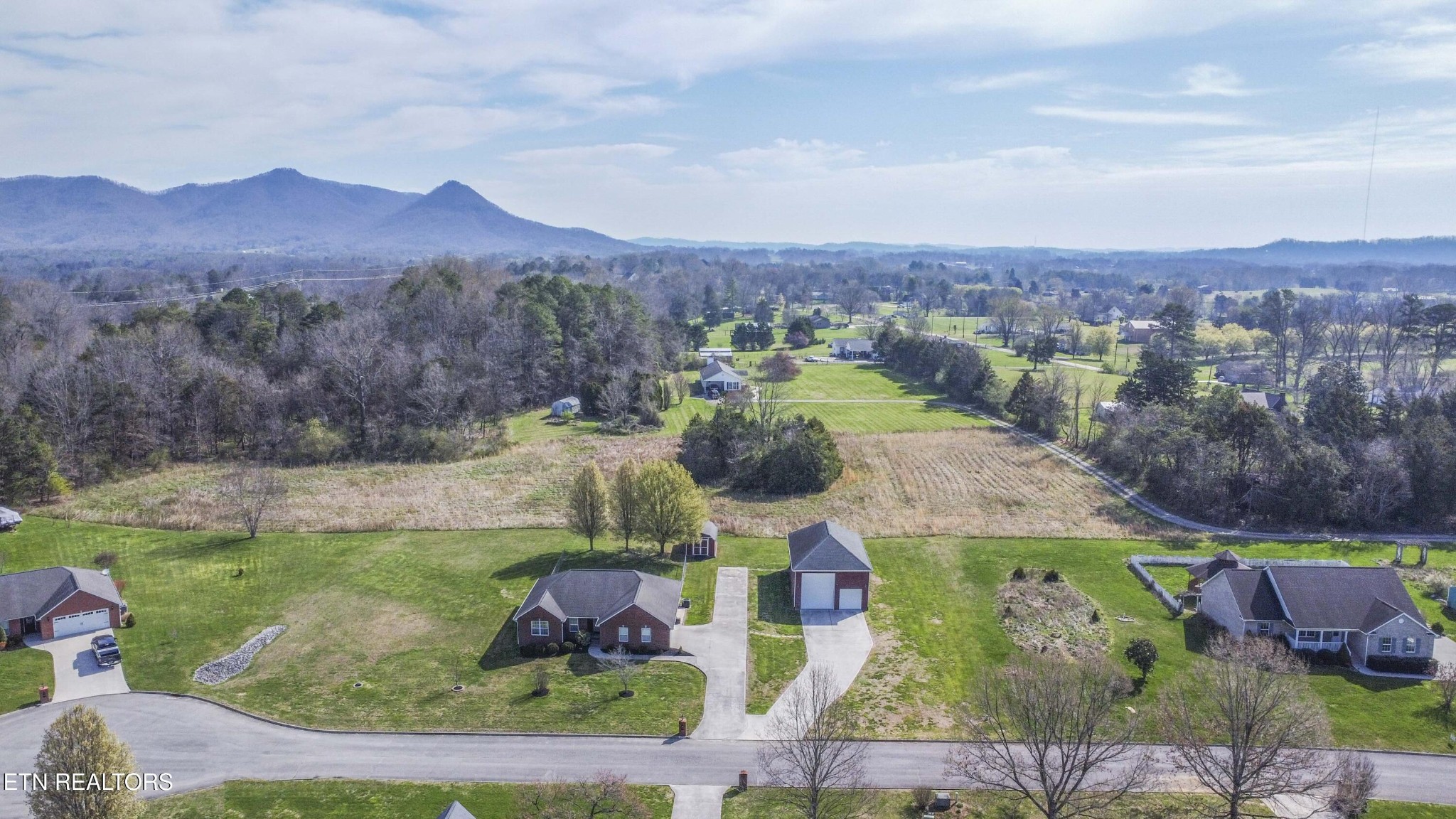 9656 Captain Smith Lane Corryton, TN 37721 - Photo 4 of 52