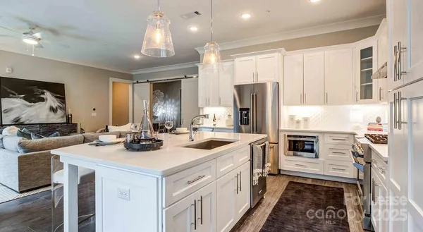 $4,220 | 2426 Vail Avenue, Unit B9 1, Charlotte, NC 28207
