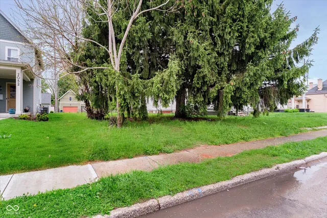 $222,500 | 2056 Central Avenue, Indianapolis, IN 46202