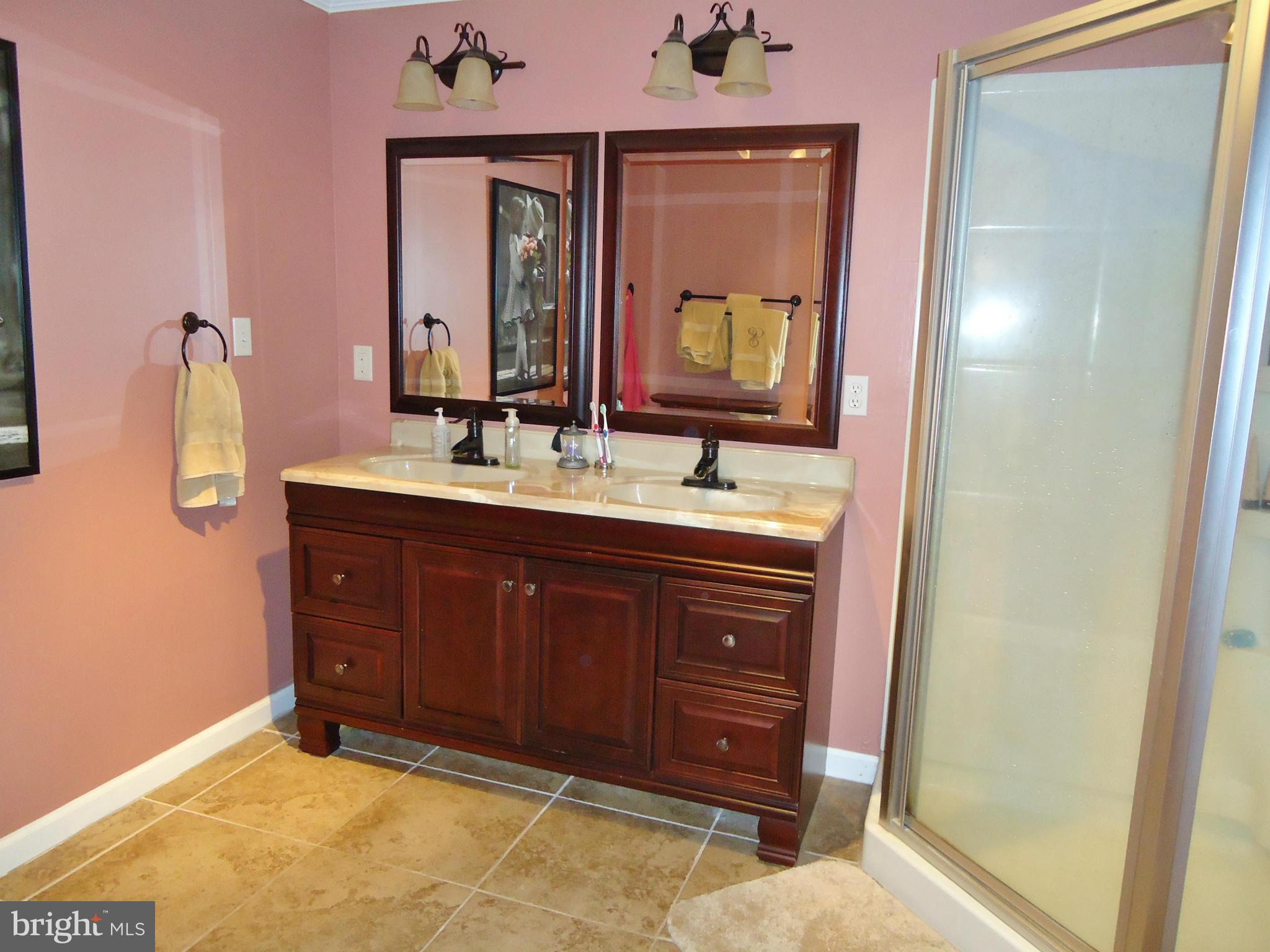 132 Quarry Road Stafford, VA 22554 - Photo 22 of 30 Bath (Master)