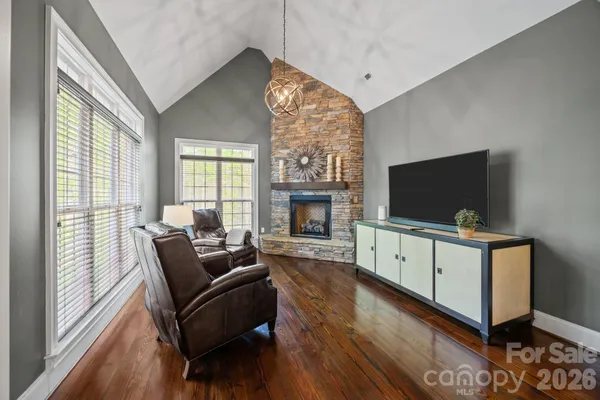 $1,100,000 | 3143 James Plantation Drive, Denver, NC 28037