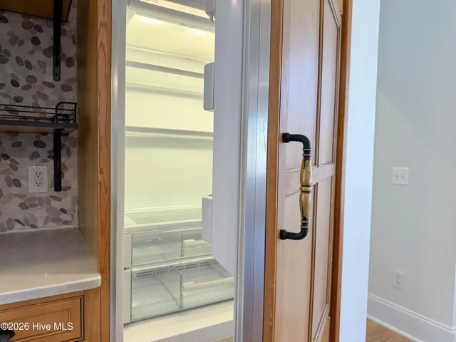 $749,900 | 114 Cove Side Lane, Hampstead, NC 28443