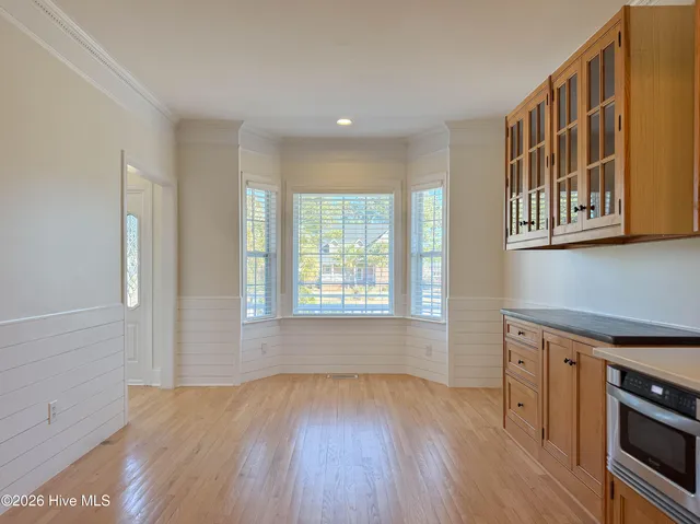 $749,900 | 114 Cove Side Lane, Hampstead, NC 28443