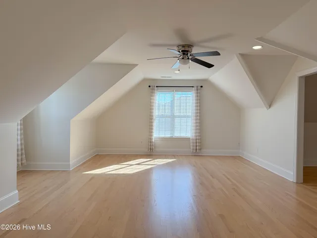 $749,900 | 114 Cove Side Lane, Hampstead, NC 28443