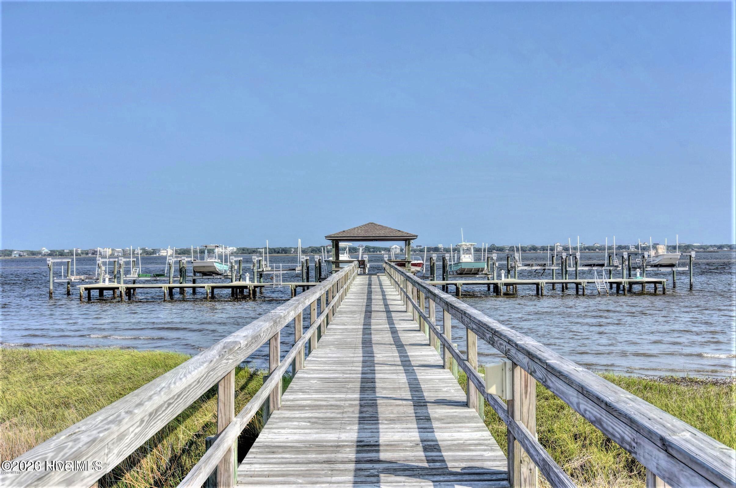 114 Cove Side Lane Hampstead, NC 28443 - Photo 7 of 99 13