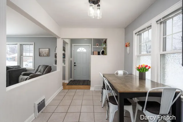 $299,900 | 265 West 21st Street, Holland, MI 49423