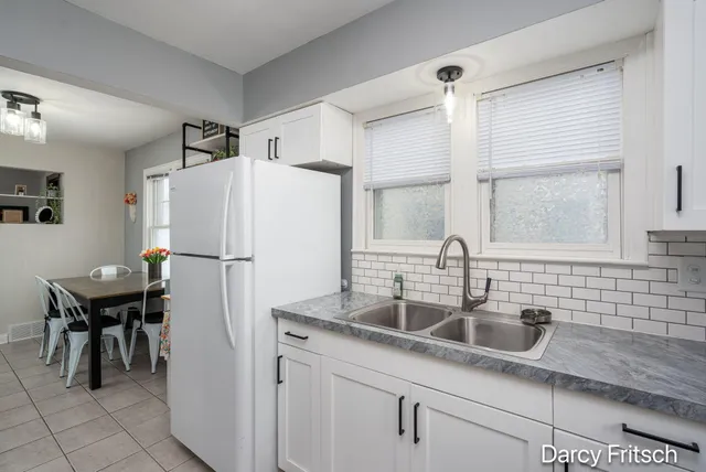 $299,900 | 265 West 21st Street, Holland, MI 49423