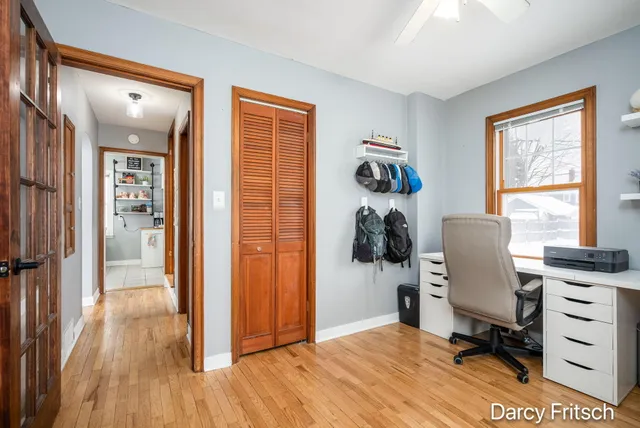 $299,900 | 265 West 21st Street, Holland, MI 49423