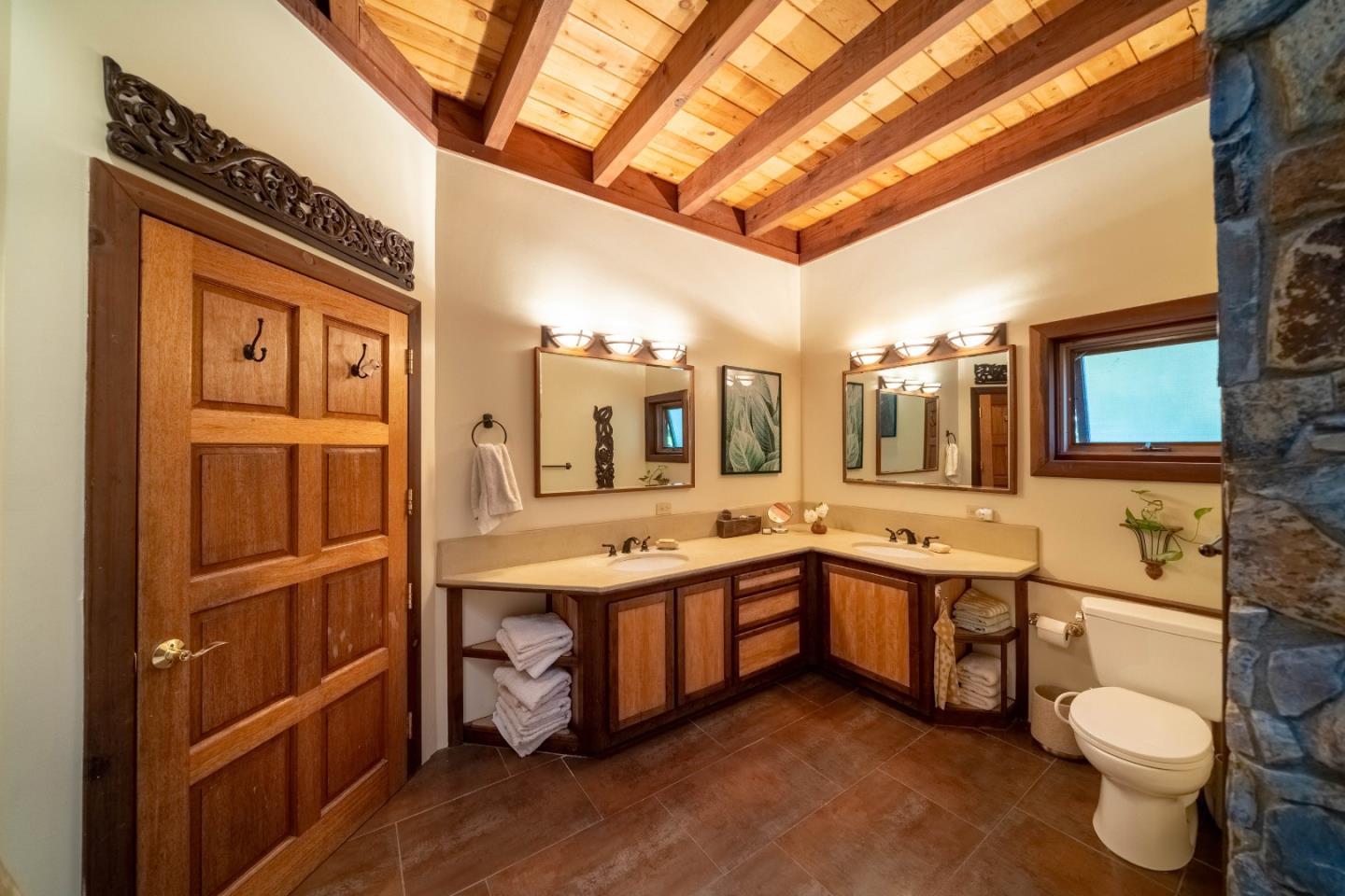 2001 Sparrow Valley Road Aptos, CA 95003 - Photo 11 of 48 Gallery Image 11