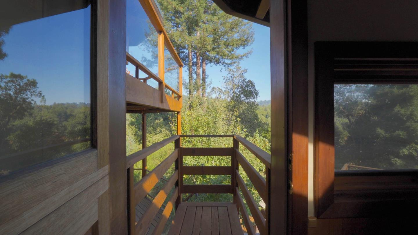 2001 Sparrow Valley Road Aptos, CA 95003 - Photo 16 of 48 Gallery Image 16