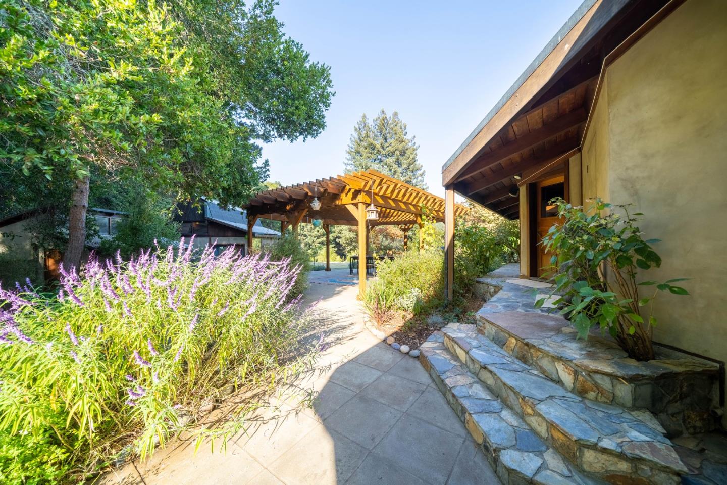 2001 Sparrow Valley Road Aptos, CA 95003 - Photo 25 of 48 Gallery Image 25
