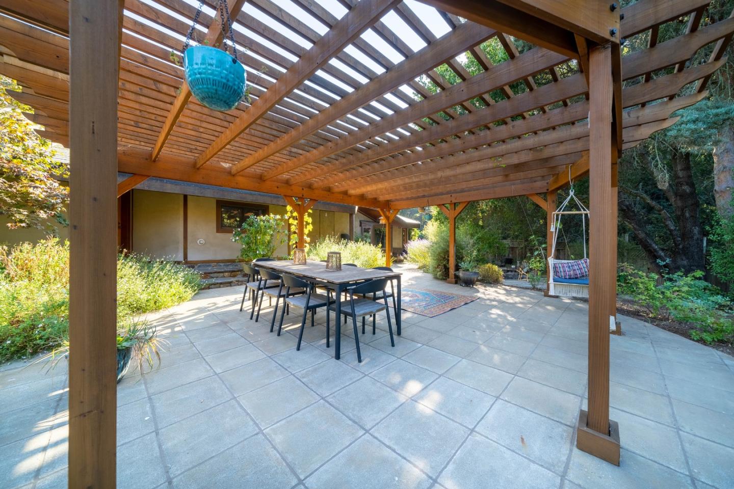 2001 Sparrow Valley Road Aptos, CA 95003 - Photo 26 of 48 Gallery Image 26