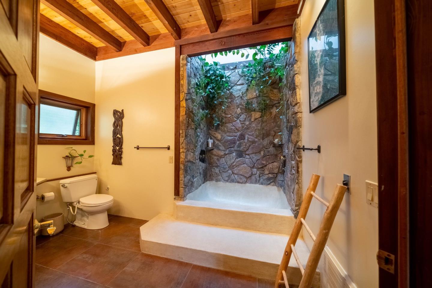 2001 Sparrow Valley Road Aptos, CA 95003 - Photo 10 of 48 Gallery Image 10