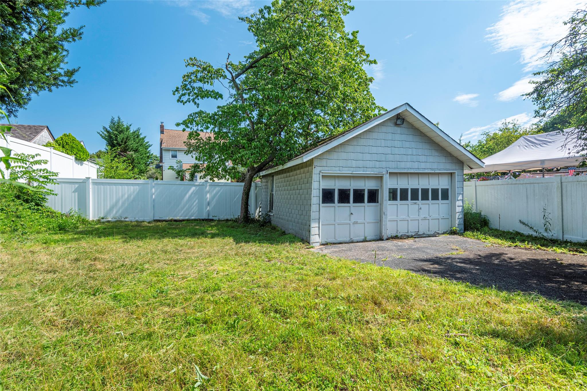 2 Florence Street Baldwin, NY 11510 - Photo 35 of 38 View of detached garage