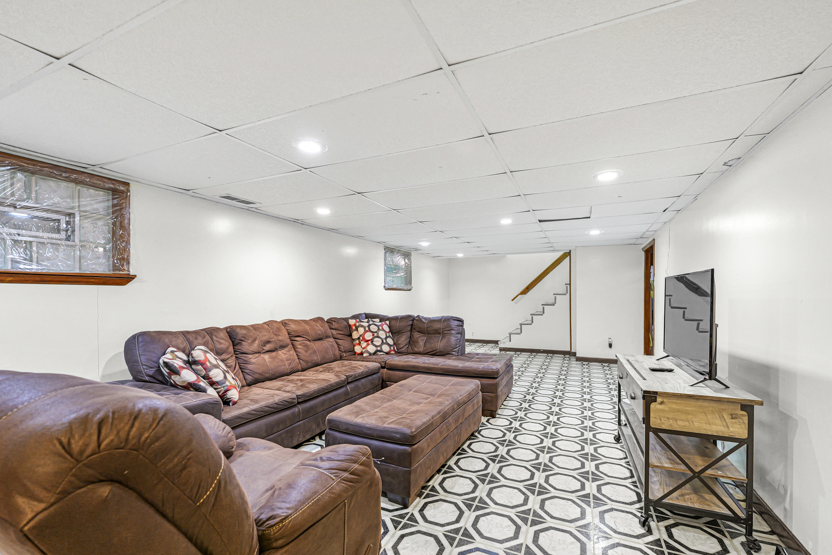 590 Exchange Avenue Calumet City, IL 60409 - Photo 12 of 16