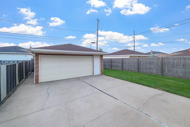 $219,900 | 590 Exchange Avenue, Calumet City, IL 60409