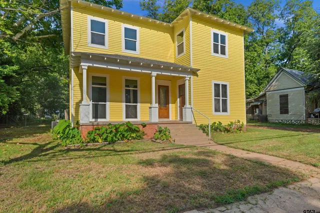 $294,000 | 917 North Jackson Street, Palestine, TX 75801