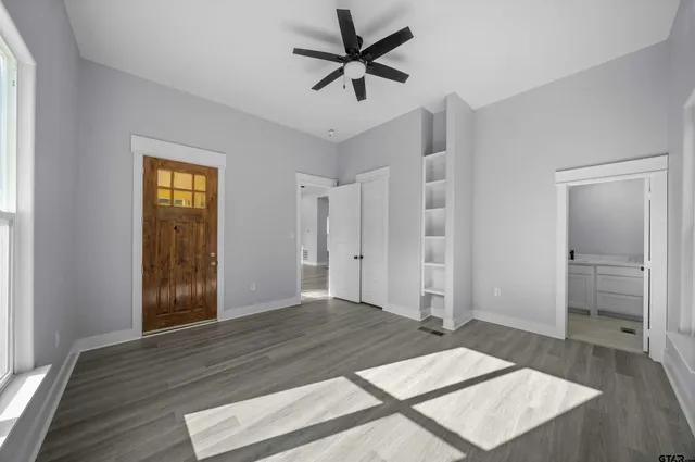 $294,000 | 917 North Jackson Street, Palestine, TX 75801