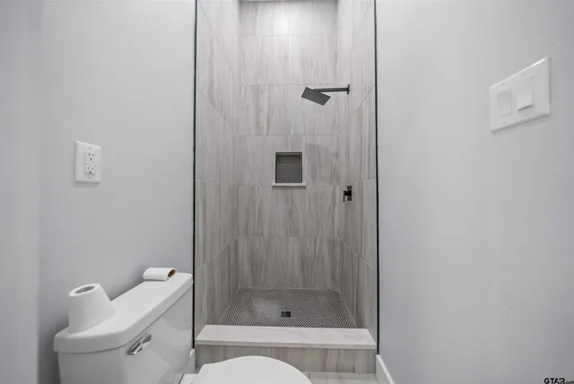 $294,000 | 917 North Jackson Street, Palestine, TX 75801