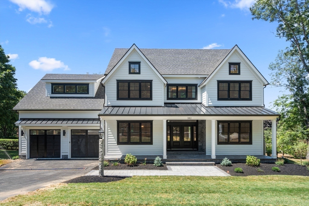 382 South Border Road Winchester, MA 01890 - Photo 3 of 42