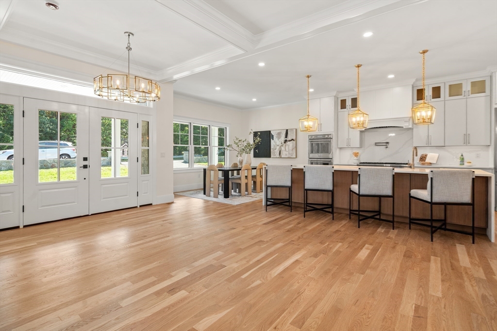 382 South Border Road Winchester, MA 01890 - Photo 8 of 42