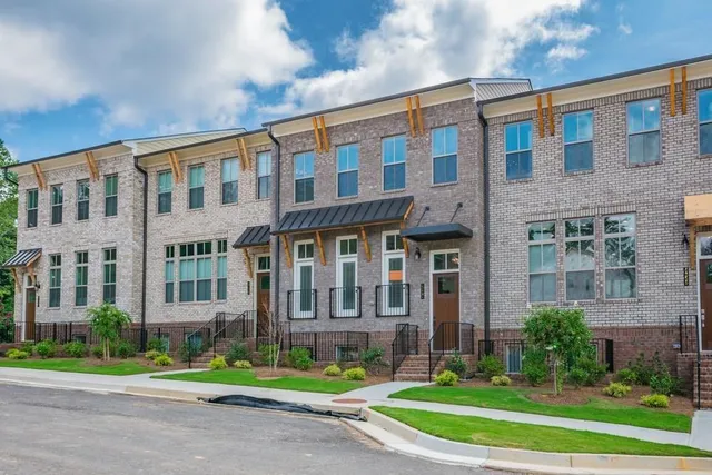 $3,500 | 4257 Spruce Pine Alley, Doraville, GA 30360