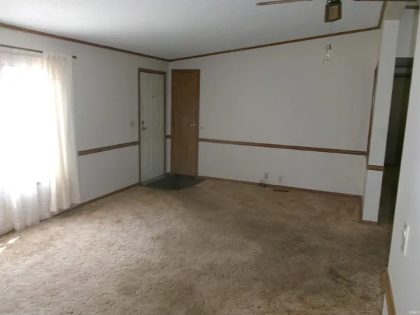 $175,000 | 102 Mcclaflin Street, Williamsport, IN 47993