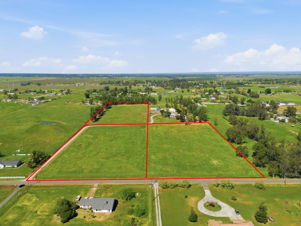 12001 Arno Road Wilton, CA 95693 - Photo 3 of 8 a view of a outdoor space