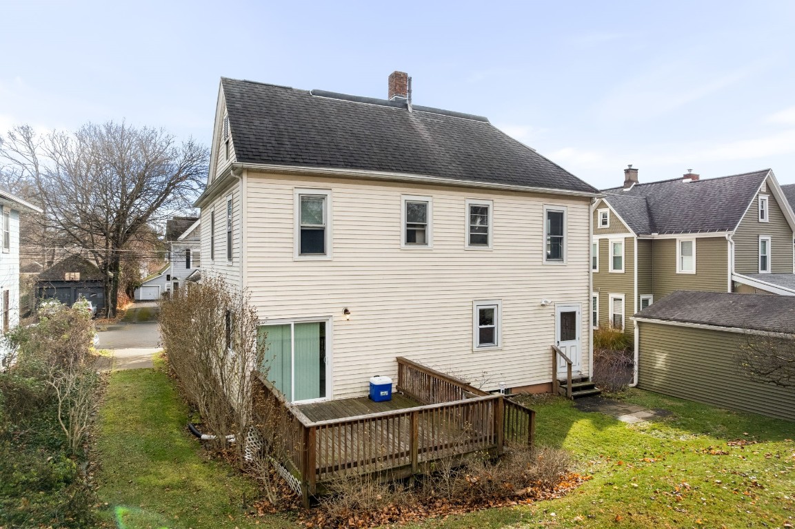 133 Crestmont Road Binghamton, NY 13905 - Photo 6 of 40