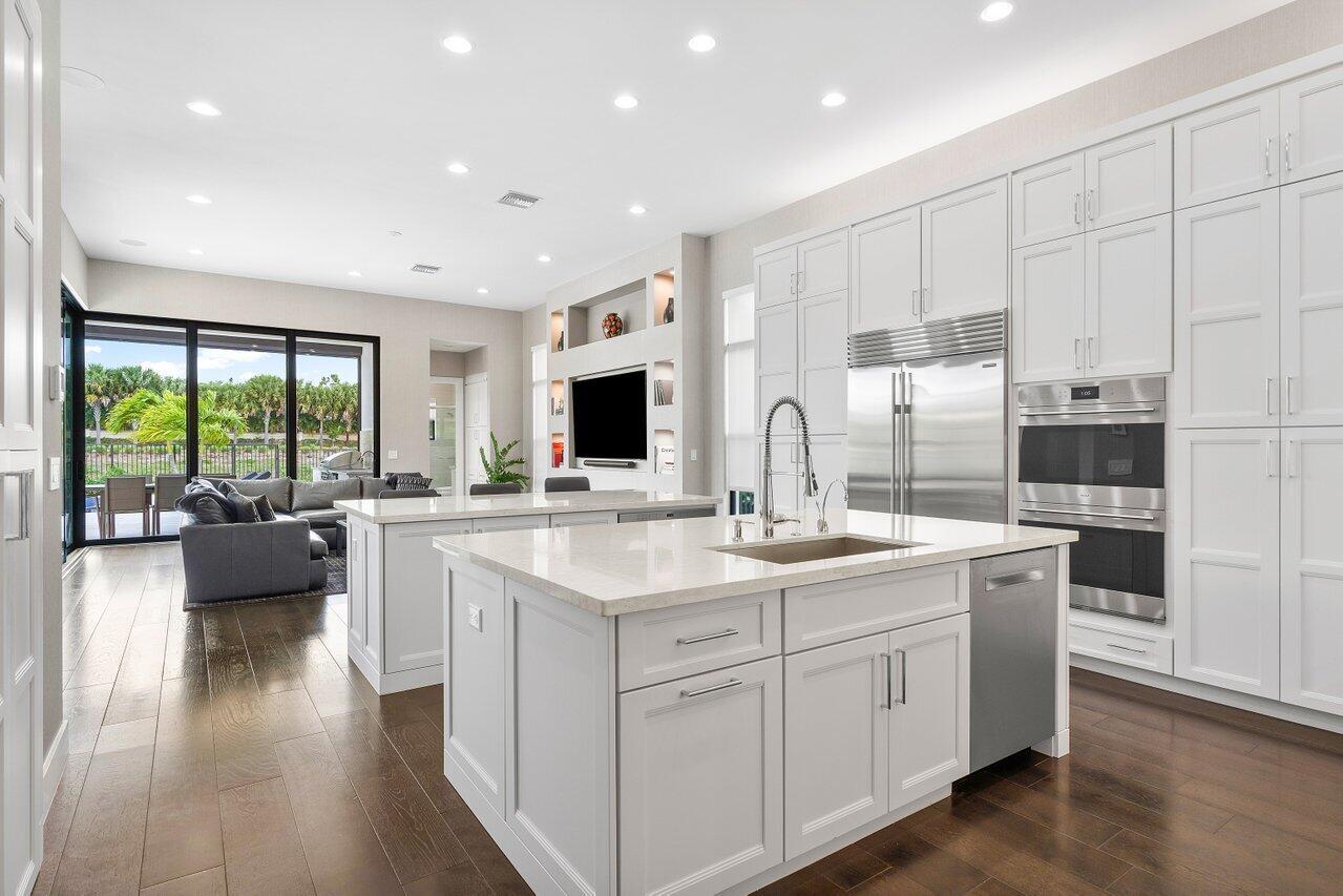 9627 Chianti Classico Terrace Boca Raton, FL 33496 - Photo 18 of 75 Kitchen