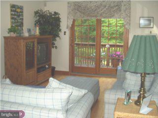 169 Pinehill Road Huntingdon Valley, PA 19006 - Photo 5 of 6