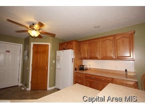 1020 Post Road Springfield, IL 62712 - Photo 9 of 24