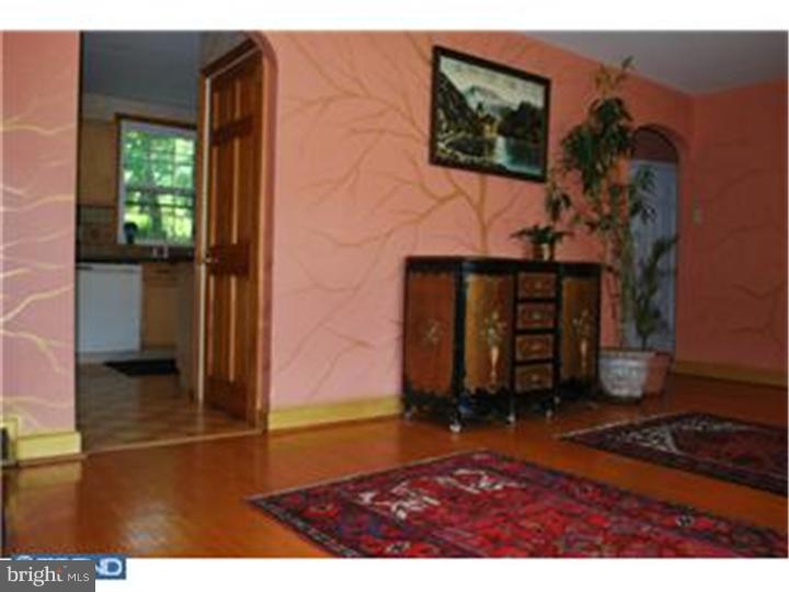 2515 High Road Huntingdon Valley, PA 19006 - Photo 8 of 9