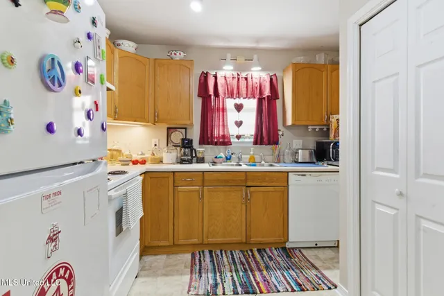 $235,000 | 20021 Sunshine Drive, Unit A & B, Long Beach, MS 39560